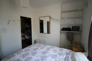 2 Bedrooms Flat, 